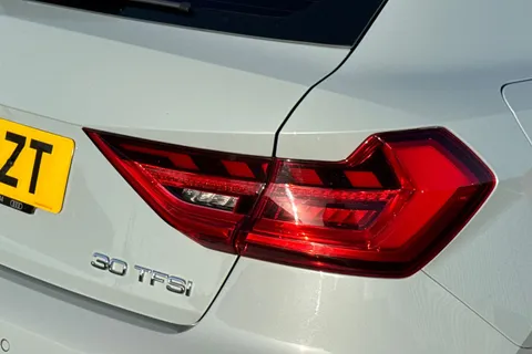 BV72PZT Audi A1 1.0 TFSI 30 S line Sportback S Tronic Euro 6 (s/s) 5dr Thumbnail #27