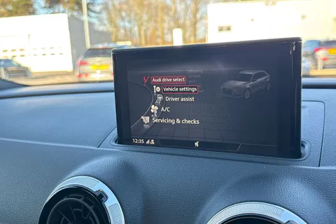 SM20VLG Audi A3 2.0 TDI 35 Black Edition Sportback S Tronic Euro 6 (s/s) 5dr Thumbnail #33