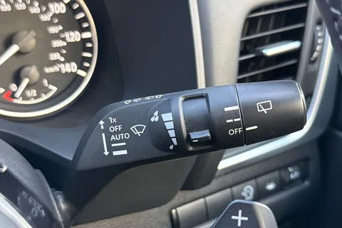 LT73SDX Nissan Qashqai 1.3 DIG-T MHEV Acenta Premium XTRON Euro 6 (s/s) 5dr Thumbnail #39