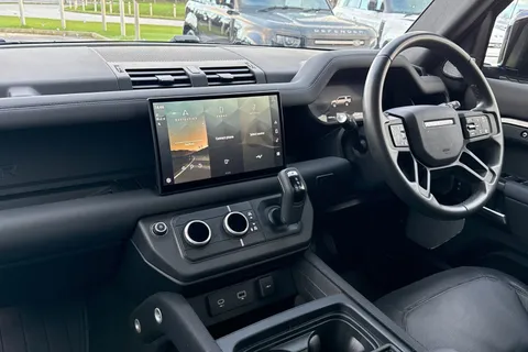 HG73FDA Land Rover Defender 130 3.0 D300 Outbound 5dr Thumbnail #40