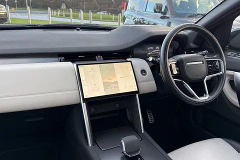 KJ73NVH Land Rover Discovery Sport 1.5 P300e Dynamic HSE 5dr Thumbnail #41