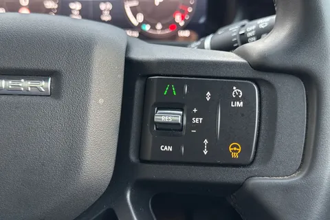 HG73FDA Land Rover Defender 130 3.0 D300 Outbound 5dr Thumbnail #44