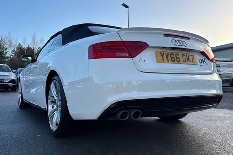 YY66GKZ Audi A5 Cabriolet 2.0 TDI S line Special Edition Plus Euro 6 (s/s) 2dr Thumbnail #30