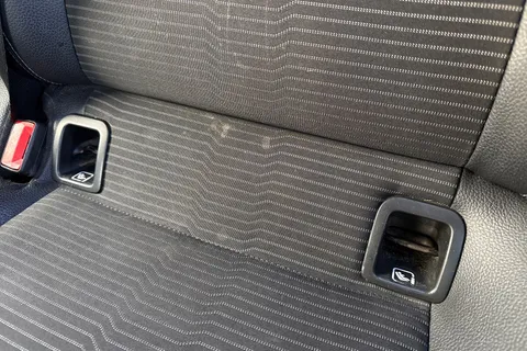 PF68FFG Mercedes-Benz A Class 1.5 A180d Sport (Executive) 7G-DCT Euro 6 (s/s) 5dr Thumbnail #29