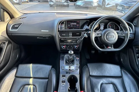 YY66GKZ Audi A5 Cabriolet 2.0 TDI S line Special Edition Plus Euro 6 (s/s) 2dr Thumbnail #35