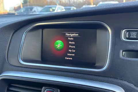 KT19BWV Volvo V40 1.5 T3 R-Design Edition Auto Euro 6 (s/s) 5dr Thumbnail #41