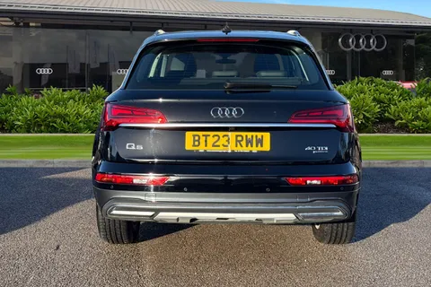 BT23RWW Audi Q5 Sport 40 TDI quattro 204 PS S tronic Thumbnail #5