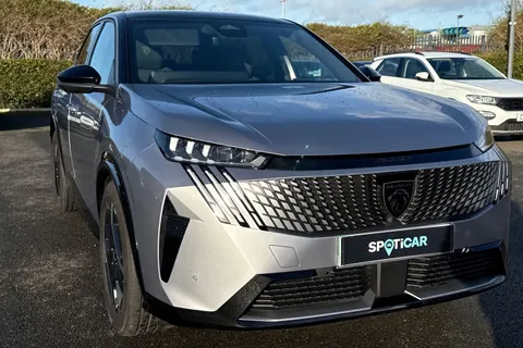 KM25DLO PEUGEOT E-3008 73kWh GT Auto 5dr Thumbnail #9