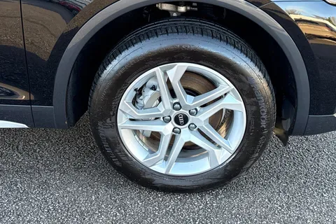 BT23RWW Audi Q5 Sport 40 TDI quattro 204 PS S tronic Thumbnail #13