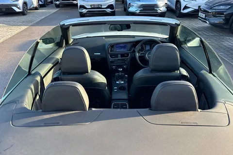 YY66GKZ Audi A5 Cabriolet 2.0 TDI S line Special Edition Plus Euro 6 (s/s) 2dr Thumbnail #53