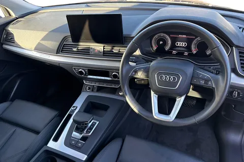 BT23RWW Audi Q5 Sport 40 TDI quattro 204 PS S tronic Thumbnail #19