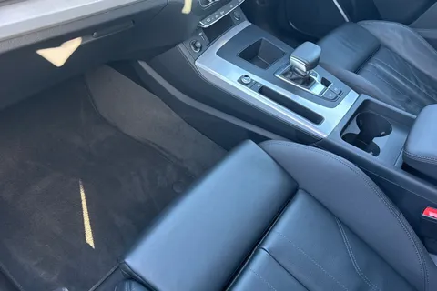 BT23RWW Audi Q5 Sport 40 TDI quattro 204 PS S tronic Thumbnail #21