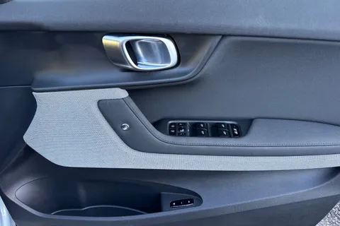 OV23EWW Polestar Polestar 2 Single Motor 78kWh Long Range Fastback Auto FWD 5dr Thumbnail #21