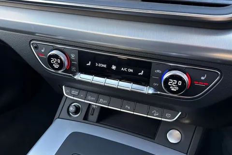 BT23RWW Audi Q5 Sport 40 TDI quattro 204 PS S tronic Thumbnail #23