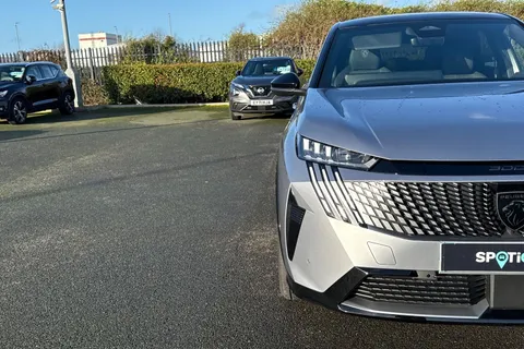 KM25DLO PEUGEOT E-3008 73kWh GT Auto 5dr Thumbnail #25