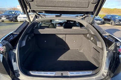 KM25WNT PEUGEOT 408 1.2 HYBRID GT Fastback e-DSC6 Euro 6 (s/s) 5dr Thumbnail #7