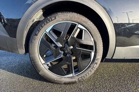 KM25WNT PEUGEOT 408 1.2 HYBRID GT Fastback e-DSC6 Euro 6 (s/s) 5dr Thumbnail #11