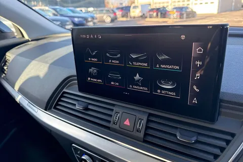 BT23RWW Audi Q5 Sport 40 TDI quattro 204 PS S tronic Thumbnail #33