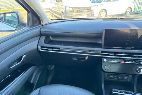 LA24EYT Hyundai Tucson 1.6 T-GDi Ultimate Auto Euro 6 (s/s) 5dr Thumbnail #21