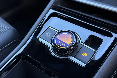 DG75ZPU Volkswagen Tiguan 1.5 eTSI 150 R-Line 5dr DSG Thumbnail #41