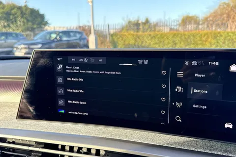 KM25DLO PEUGEOT E-3008 73kWh GT Auto 5dr Thumbnail #43