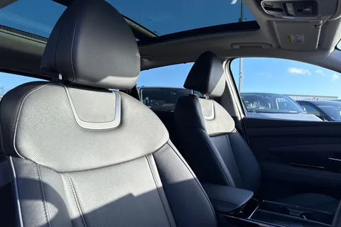 LA24EYT Hyundai Tucson 1.6 T-GDi Ultimate Auto Euro 6 (s/s) 5dr Thumbnail #25