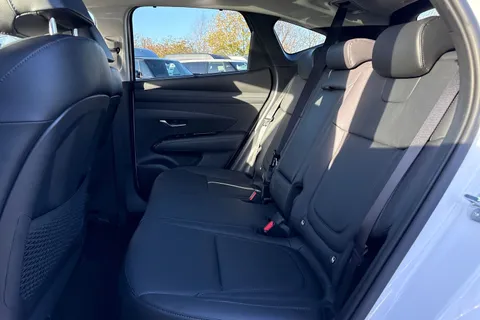 LA24EYT Hyundai Tucson 1.6 T-GDi Ultimate Auto Euro 6 (s/s) 5dr Thumbnail #34