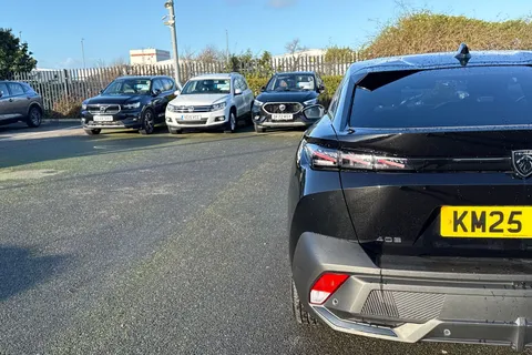 KM25WNT PEUGEOT 408 1.2 HYBRID GT Fastback e-DSC6 Euro 6 (s/s) 5dr Thumbnail #33