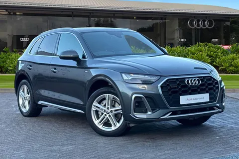 DS72LEJ Audi Q5 2.0 TDI 40 S line S Tronic quattro Euro 6 (s/s) 5dr Thumbnail #2