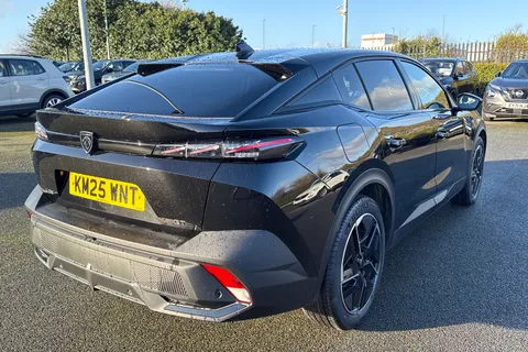 KM25WNT PEUGEOT 408 1.2 HYBRID GT Fastback e-DSC6 Euro 6 (s/s) 5dr Thumbnail #35