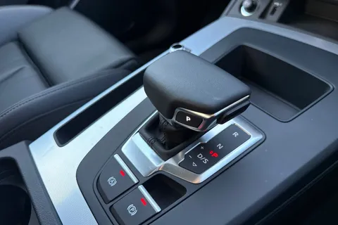 BT23RWW Audi Q5 Sport 40 TDI quattro 204 PS S tronic Thumbnail #54