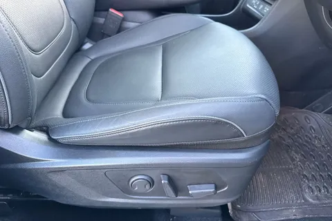 LA24EYT Hyundai Tucson 1.6 T-GDi Ultimate Auto Euro 6 (s/s) 5dr Thumbnail #40