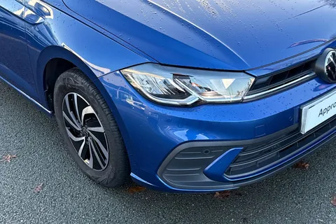 DA72SWZ Volkswagen Polo 1.0 TSI Life 5dr | Parking Sensors | App Connect Thumbnail #8
