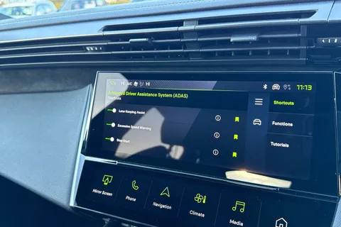 KM25WNT PEUGEOT 408 1.2 HYBRID GT Fastback e-DSC6 Euro 6 (s/s) 5dr Thumbnail #45