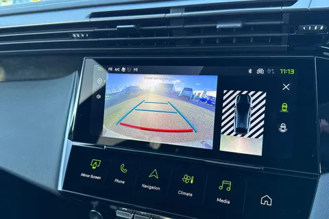 KM25WNT PEUGEOT 408 1.2 HYBRID GT Fastback e-DSC6 Euro 6 (s/s) 5dr Thumbnail #49