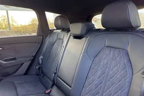 KR25VAA Audi Q6 E-Tron Q6 SUV Edition 1 e-tron performance  225,00 kW Thumbnail #20