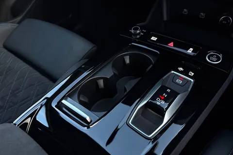 KR25VAA Audi Q6 E-Tron Q6 SUV Edition 1 e-tron performance  225,00 kW Thumbnail #24