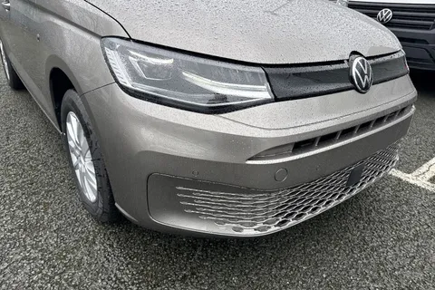 CX75JWC Volkswagen Caddy 2.0 TDI C20 Commerce Pro DSG SWB Euro 6 (s/s) 5dr Thumbnail #9