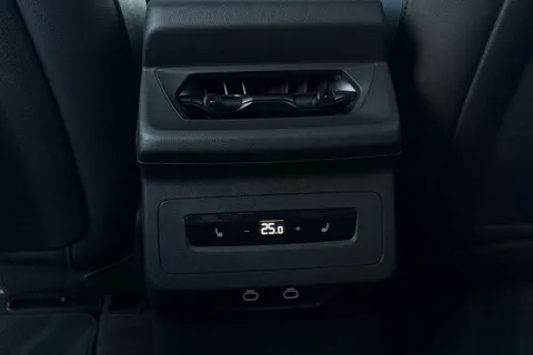 KR25VAA Audi Q6 E-Tron Q6 SUV Edition 1 e-tron performance  225,00 kW Thumbnail #38