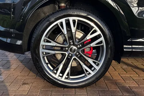 BL25SZT Audi Q5 SUV Edition 1 TDI quattro 204 PS S tronic Thumbnail #11