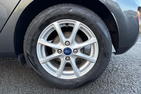 BP67VMV Ford Fiesta 1.0T EcoBoost Zetec Auto Euro 6 (s/s) 5dr Thumbnail #11