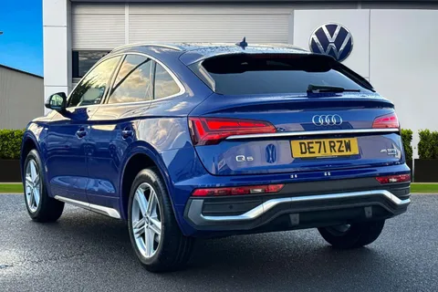 DE71RZW Audi Q5 2.0 TFSI 45 S line Sportback S Tronic quattro Euro 6 (s/s) 5dr Thumbnail #3
