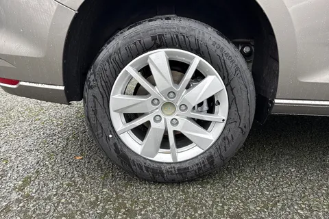 CX75JWC Volkswagen Caddy 2.0 TDI C20 Commerce Pro DSG SWB Euro 6 (s/s) 5dr Thumbnail #12