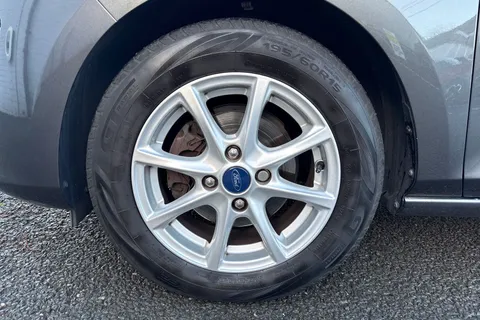 BP67VMV Ford Fiesta 1.0T EcoBoost Zetec Auto Euro 6 (s/s) 5dr Thumbnail #13