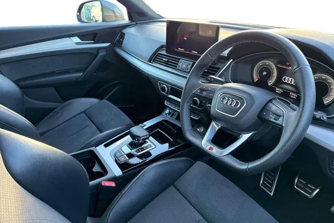 GL21FND Audi Q5 2.0 TDI 40 S line S Tronic quattro Euro 6 (s/s) 5dr Thumbnail #15