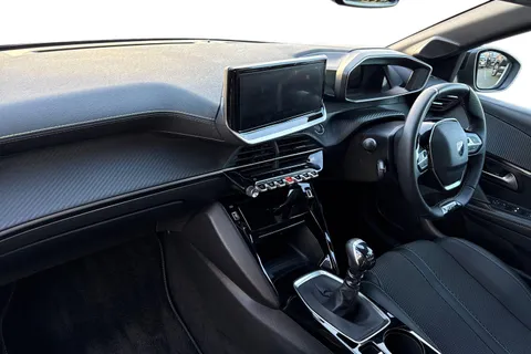 KO74XLB PEUGEOT 208 1.2 PureTech GT Euro 6 (s/s) 5dr Thumbnail #15