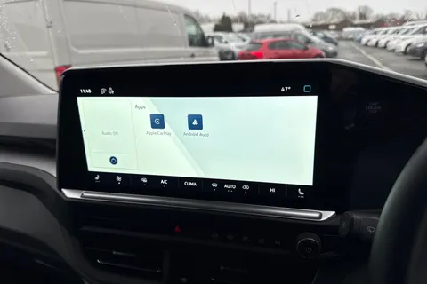 CX75JUK Volkswagen Transporter 2.0 TDI T28 Commerce Pro Auto FWD SWB Euro 6 (s/s) 5dr Thumbnail #17