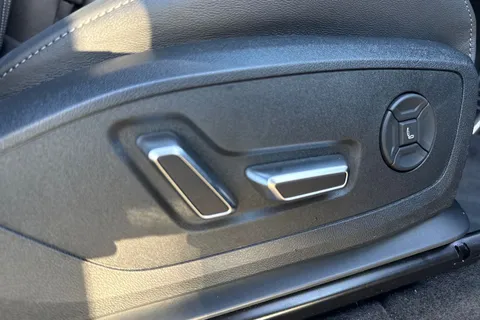 KR25VAA Audi Q6 E-Tron Q6 SUV Edition 1 e-tron performance  225,00 kW Thumbnail #45