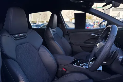 KR25VAA Audi Q6 E-Tron Q6 SUV Edition 1 e-tron performance  225,00 kW Thumbnail #46