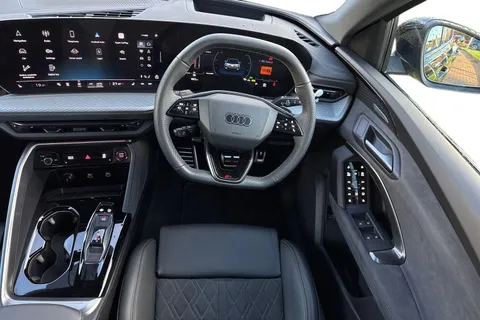 BL25SZT Audi Q5 SUV Edition 1 TDI quattro 204 PS S tronic Thumbnail #19